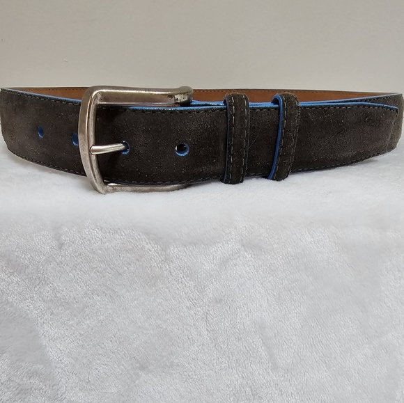 W. Kleinberg Gray Suede Blue Trim Detaial Genuine Leather Lined Luxury Belt USA - Picture 2 of 16